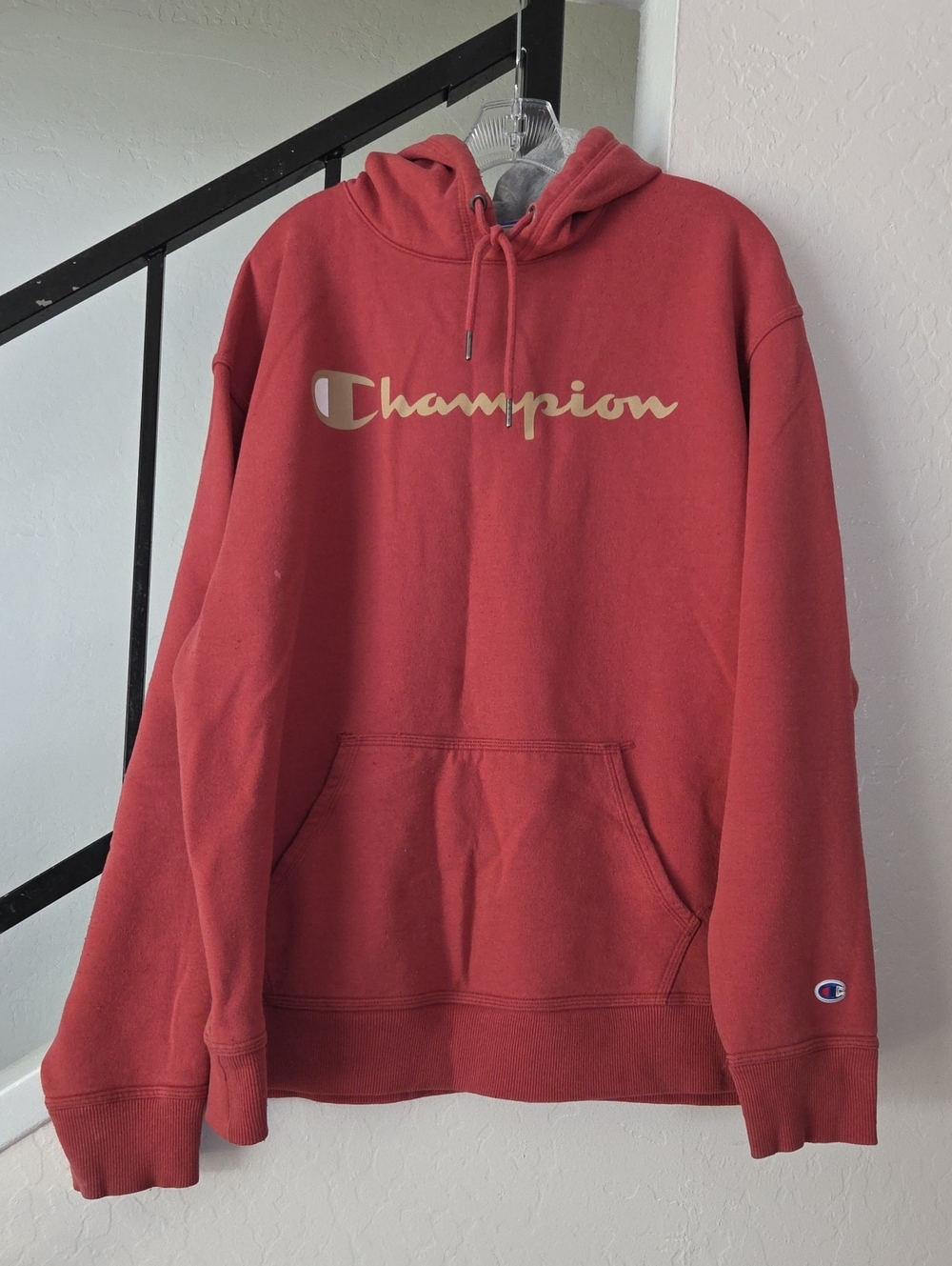 Champion Men's Dusty Red Logo Crewneck Hoodie Size XL